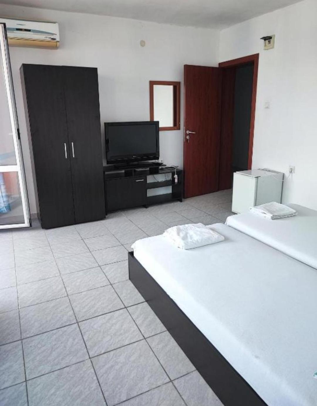 Ferienwohnung Fa Mol Slantschew brjag Exterior foto